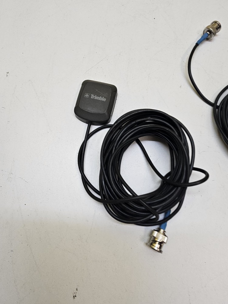 TWO Trimble GPS Antenna 28367-00