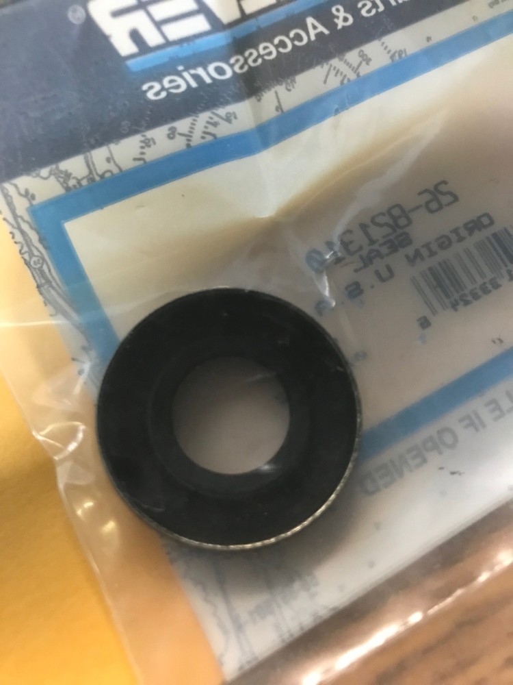 Quicksilver #26-821310 Seal.