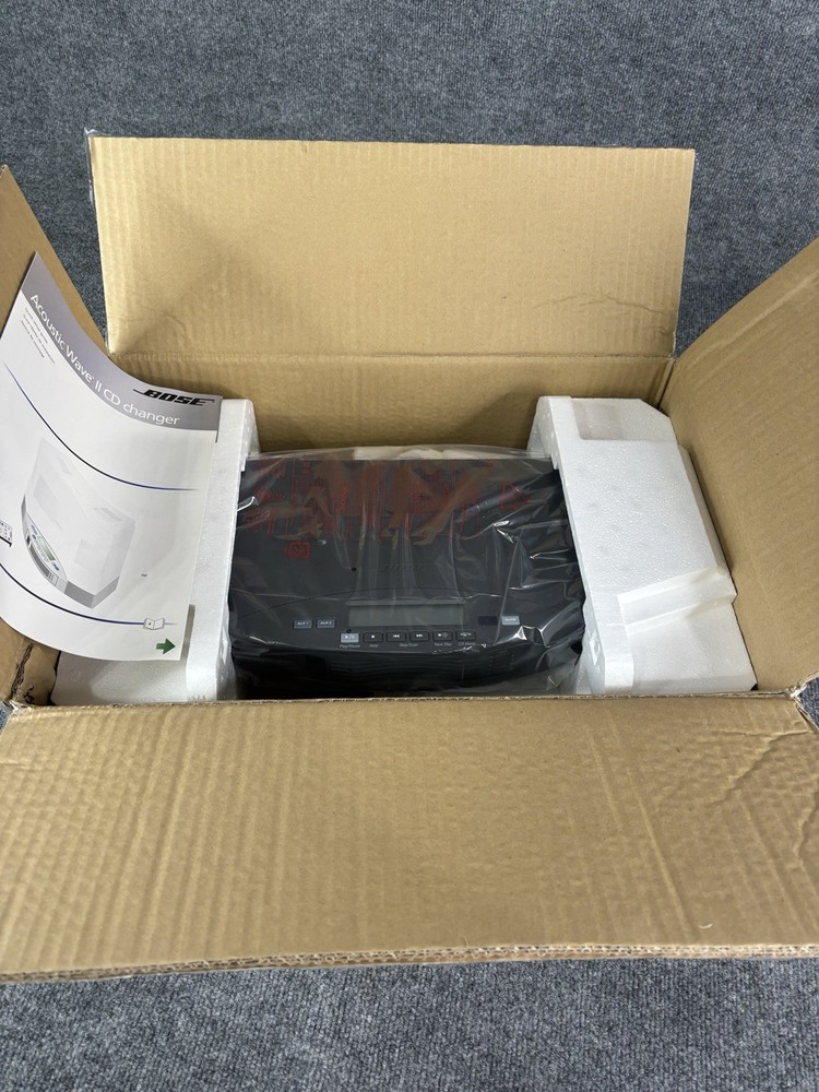 BOSE Acoustic Wave II 5 Multi-Disc Changer Graphite New Open Box