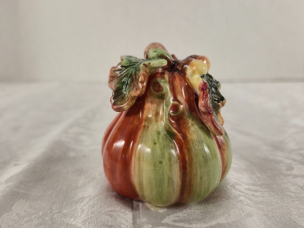 Spode Fall Harvest Pumpkin Squash Salt & Pepper Shaker Leaf Tray Plate Halloween