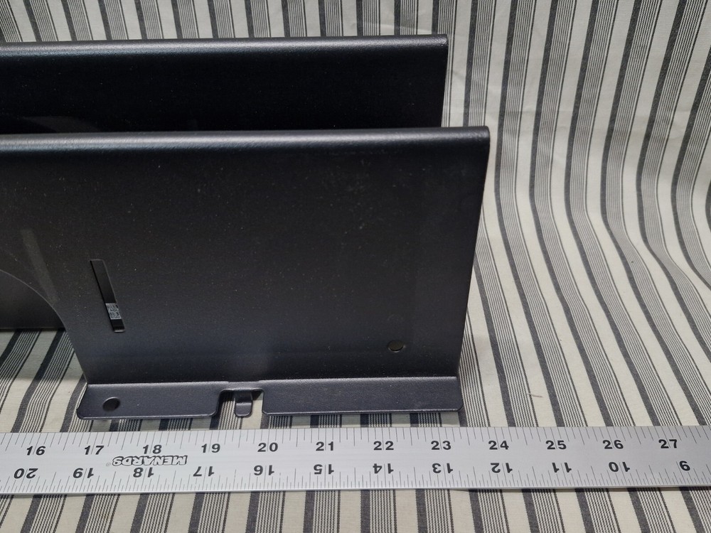 APC AR8172BLK Solid Cable Partition for NetShelter 750mm Front Wide Enclosure