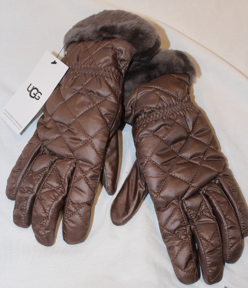NWT UGG Womens Quilted Shearling Cuff Smart Tech Enabled Gloves Stormy Gray S/M