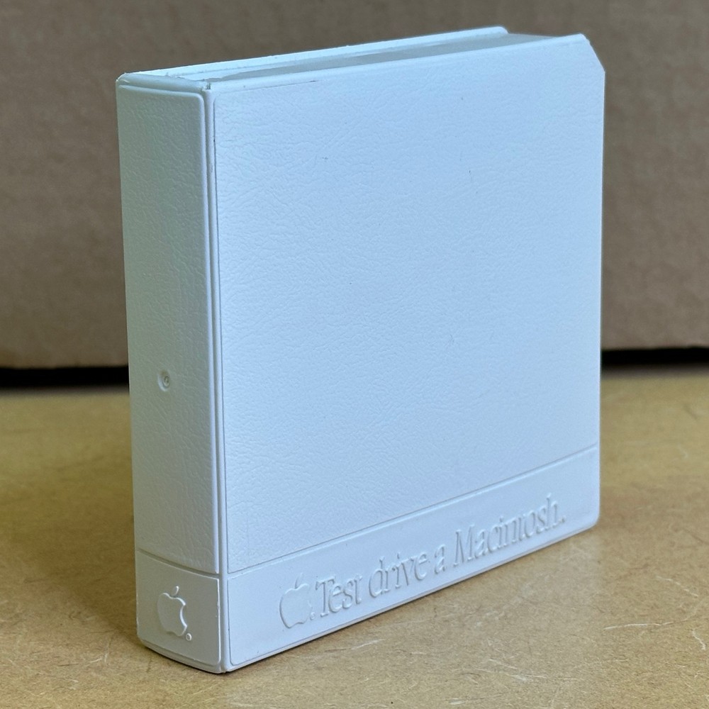 SELLER EXCLUSIVE _ "Test drive a Macintosh" disk box fr. 1984 Apple test program
