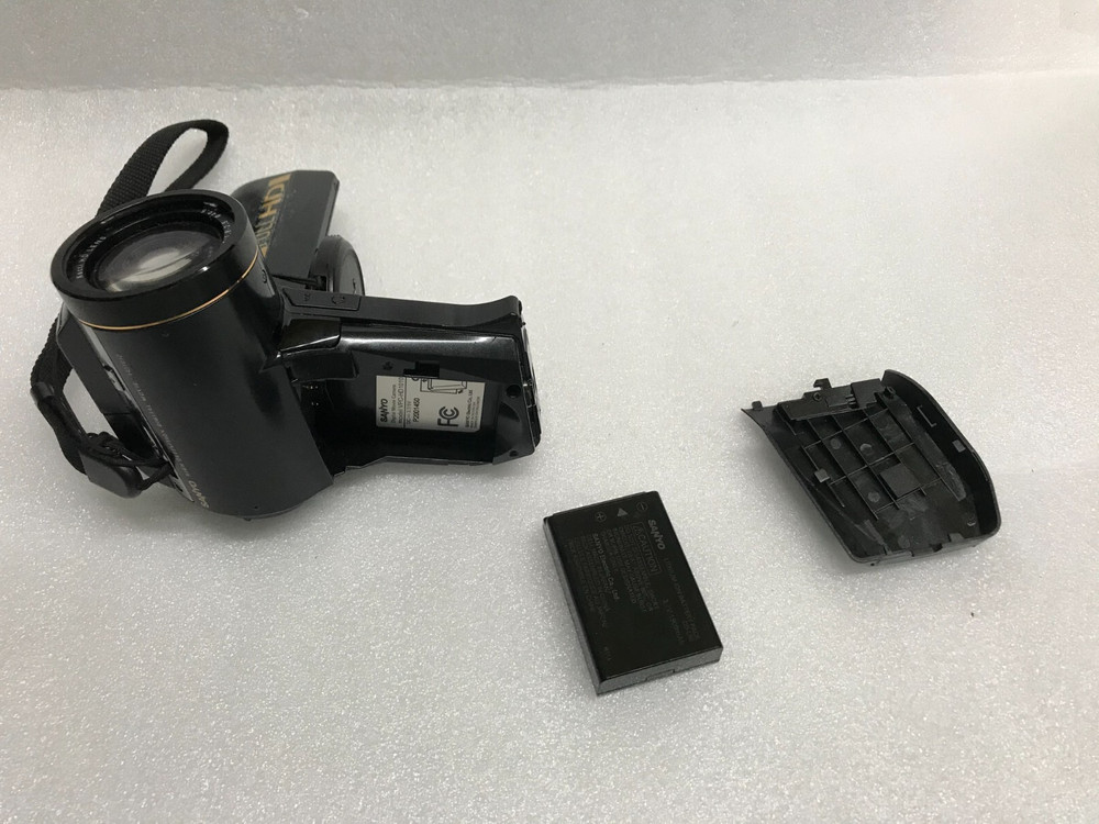 Sanyo VPC-HD1010 Camera- Black POWER BUTTON HAS PROBLEMS