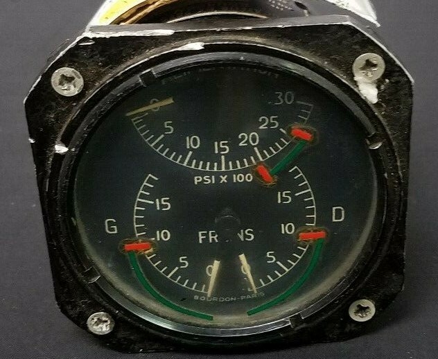 Bourdon oil pressure indicator PN: 30268E-30779B