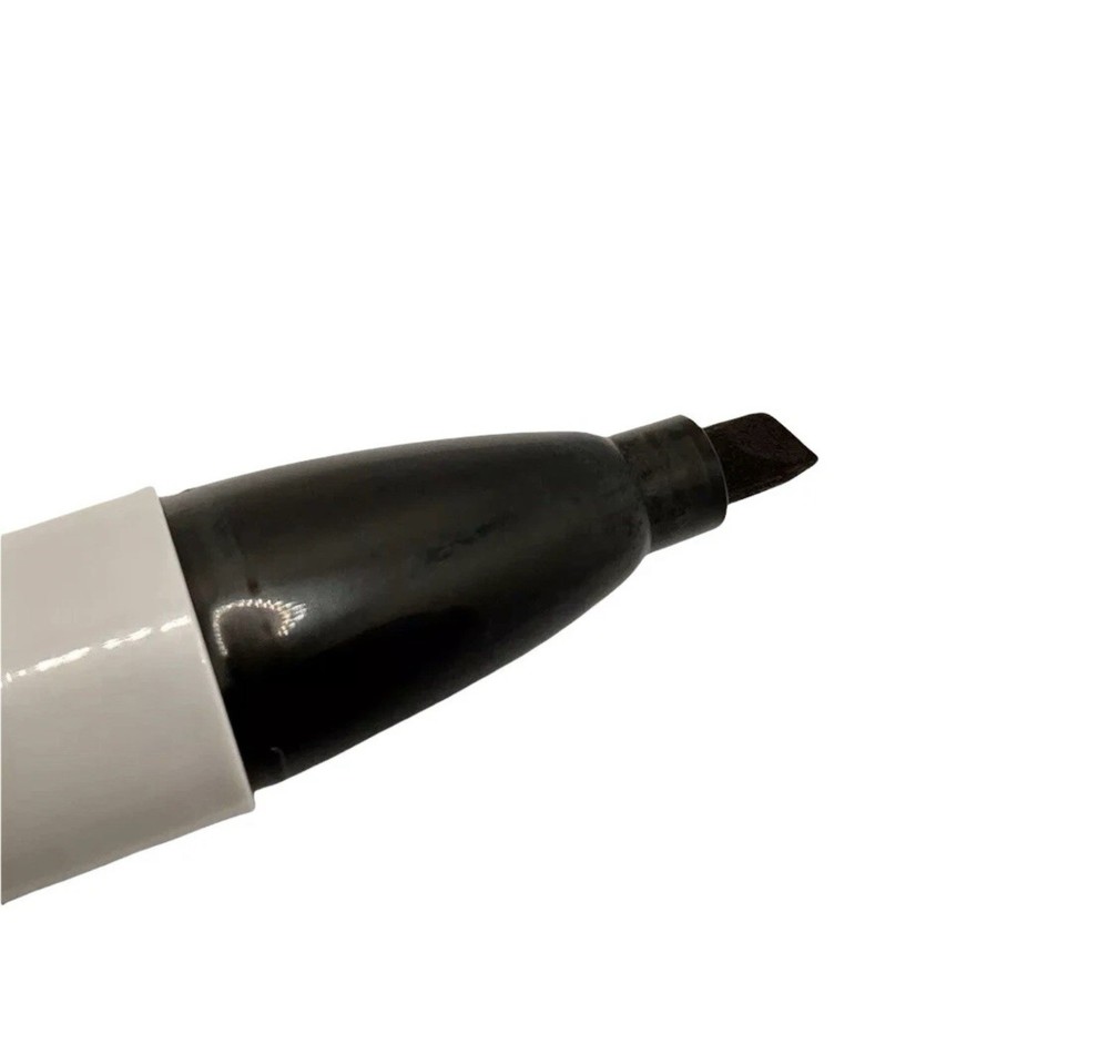 Four (4) Black Sharpie Permanent Markers Chisel Tip Pen (New)