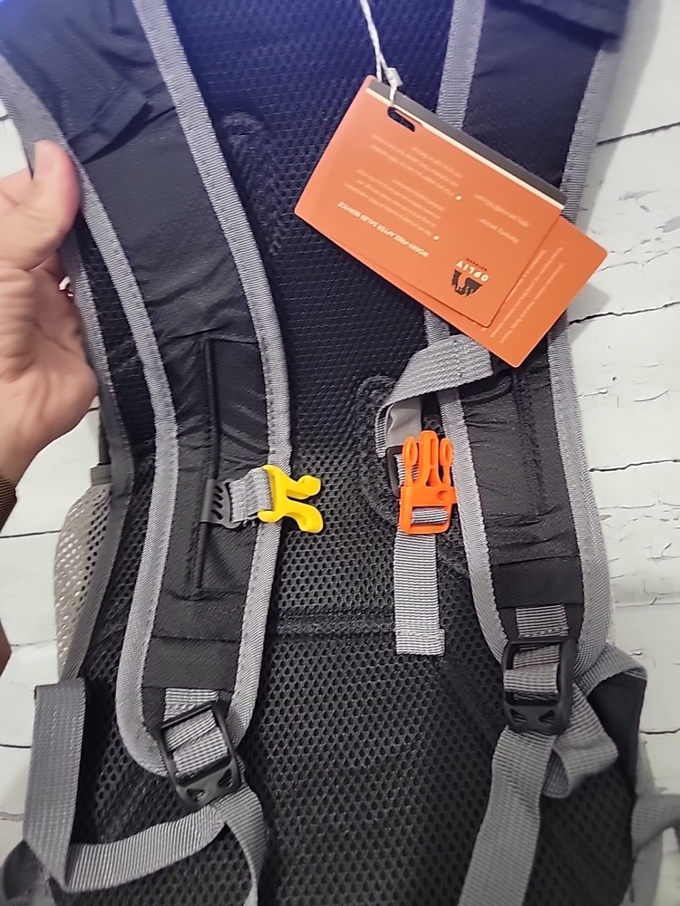 Hydration Pack,Hydration Backpack with 2L Hydration Bladder Lightweight Runni...