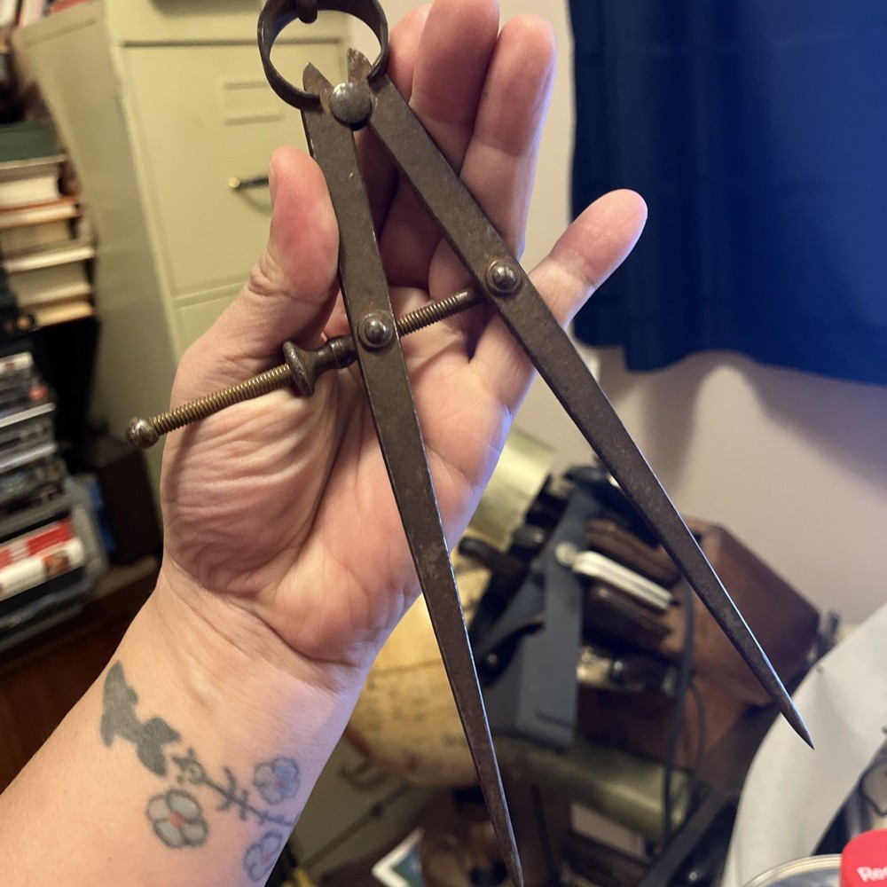 9”SPRING JOINT FLAT LEG INSIDE CALIPER USA antique