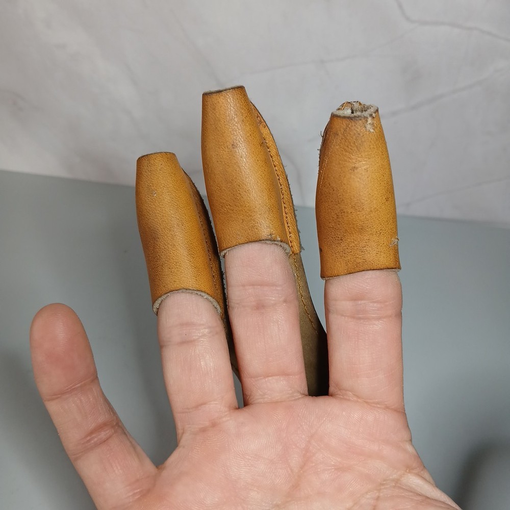 Brown Leather Archery Glove Standard Medium