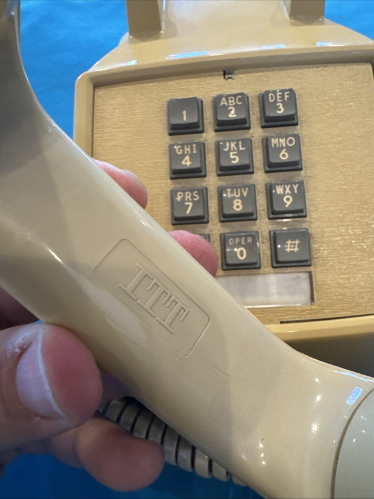 ITT Phone 2500 Beige Yellow Push Button Touch Tone Desk