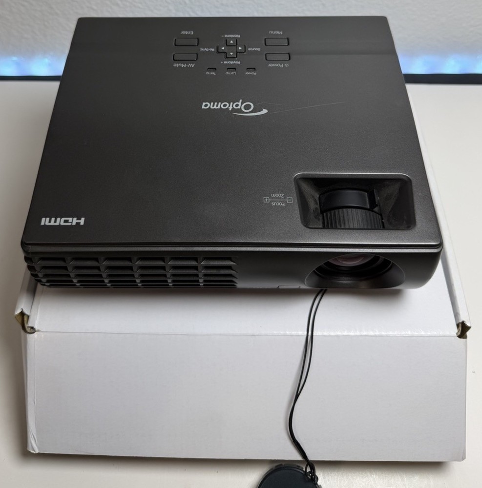 Optoma DAEPTGUUp DLP Projector - HDMI