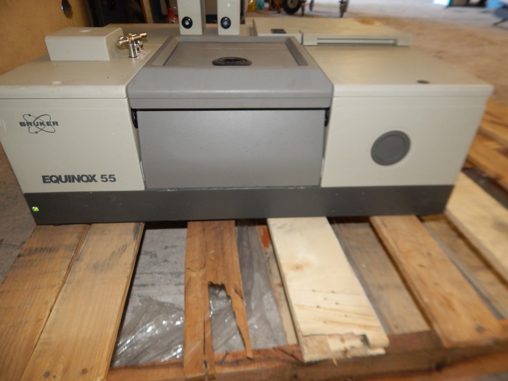 BRUKER EQUINOX 55 FT-IR SPECTROMETER (#4540)
