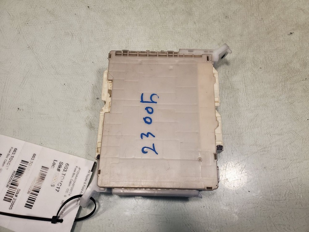 86 2017 Fuse Box Cabin