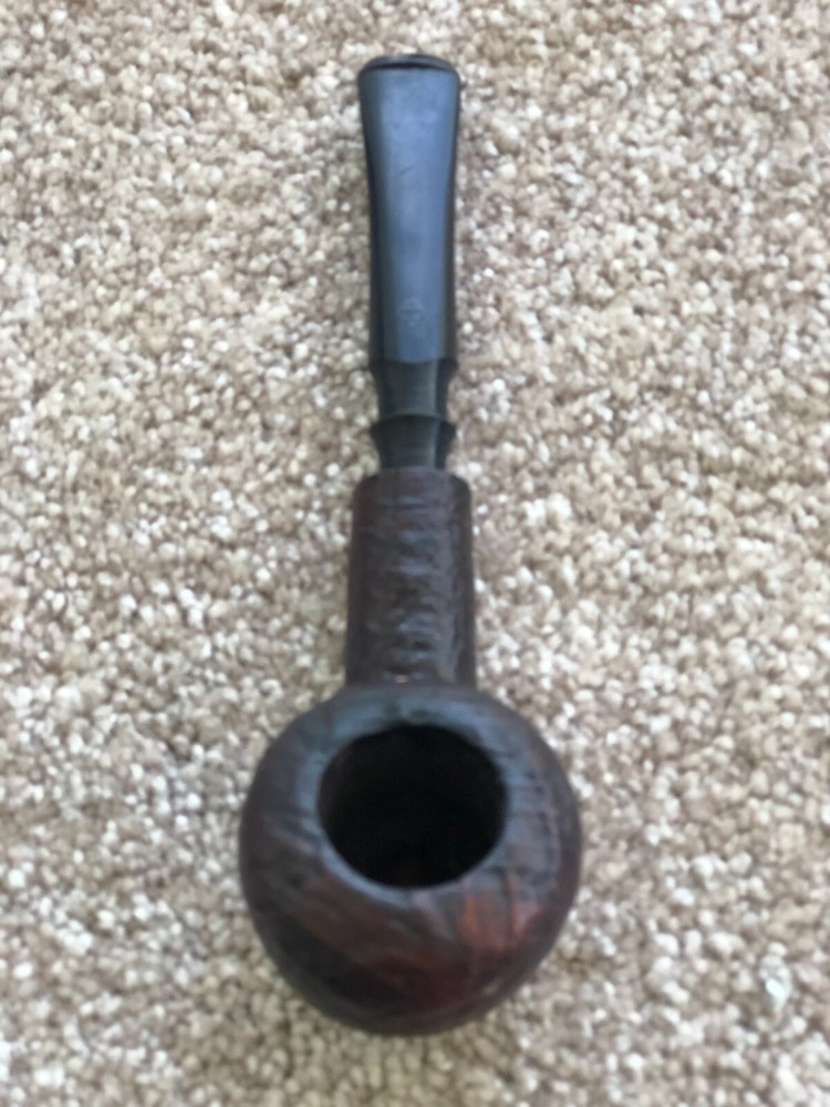 KAYWOODIE RUSTICATED AUTHOR SAXON BRIAR PIPE