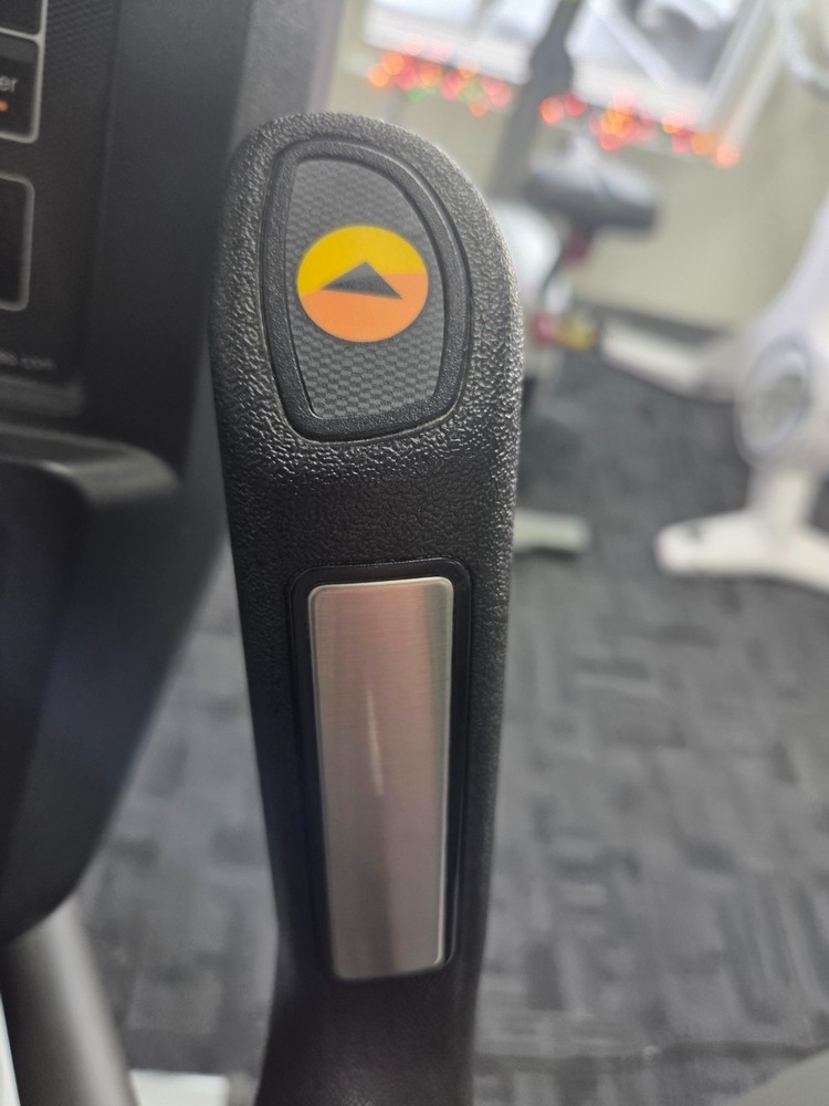 Matrix U5x Upright Exercise Bike