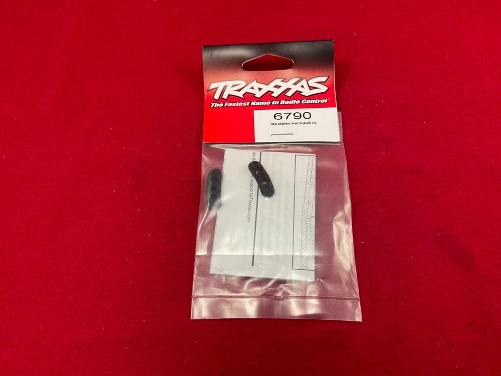 Traxxas 6790 Gear adapter,, fixed, for Rustler 4X4 models  TRA6790