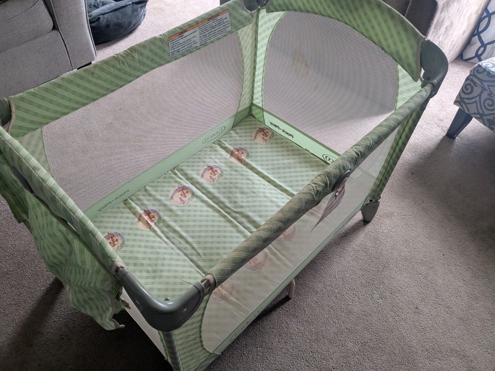 Graco Pack 'n Play Full-size Infant Bassinet