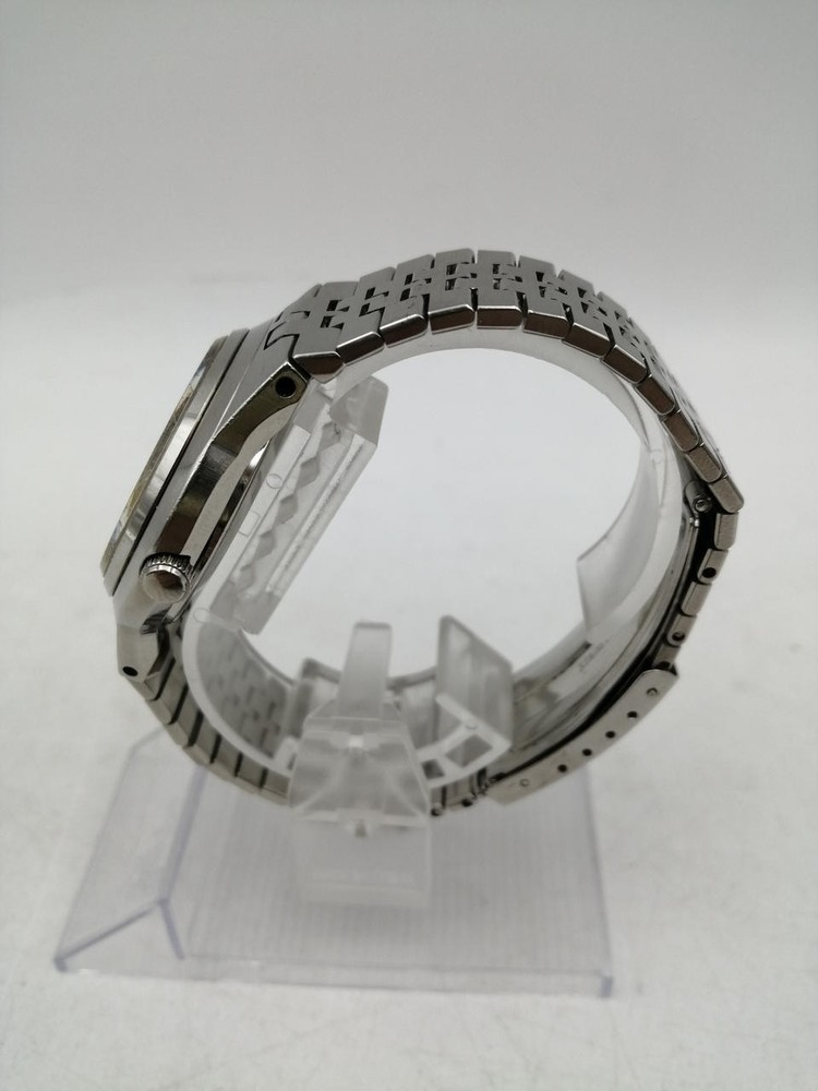 EMBLEM Model 2409 0030 SEIKO