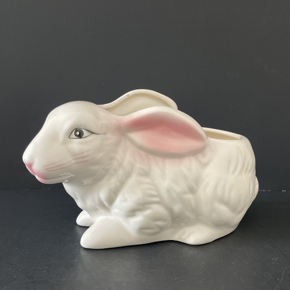 Relpo White Ceramic Rabbit Window Planter