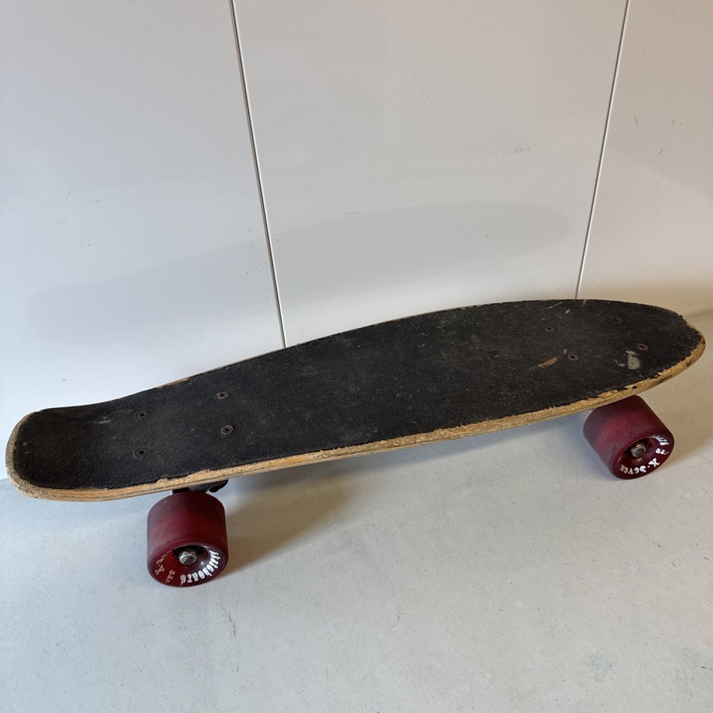 X-Seven Mini Skateboard Cruiser Complete 22 Inch