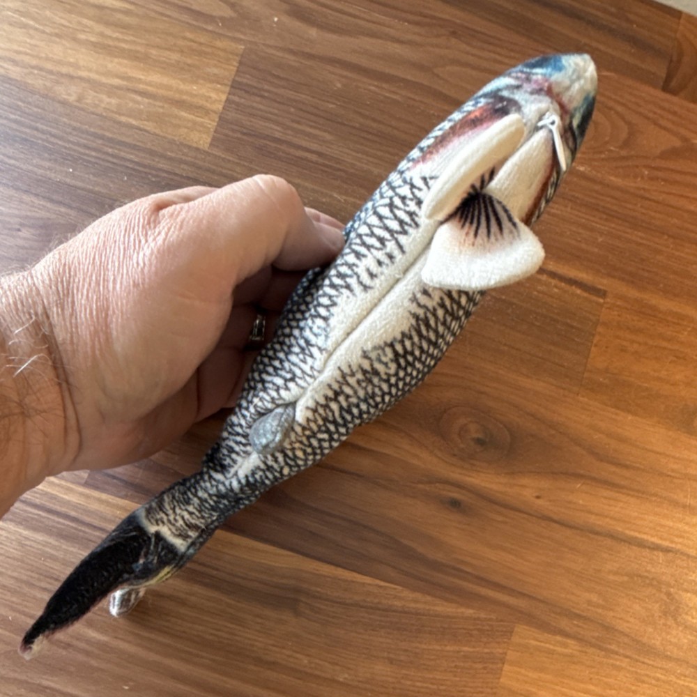Interactive USB Rechargeable Plush Fish Cat Toy 11 Inch Realistic Design