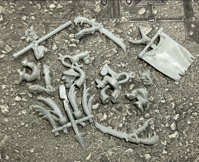 Warhammer The Old world Orcs And Goblins Goblin Command Bits Pack