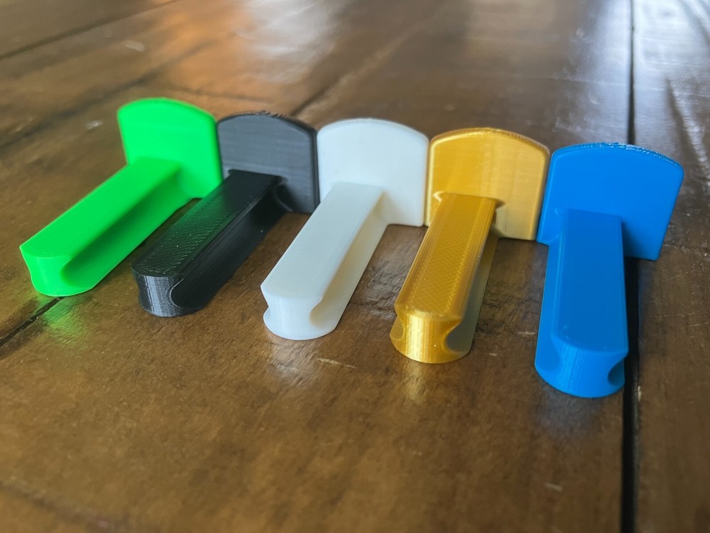 Straight-in Chamber flag: New single-hand use design!