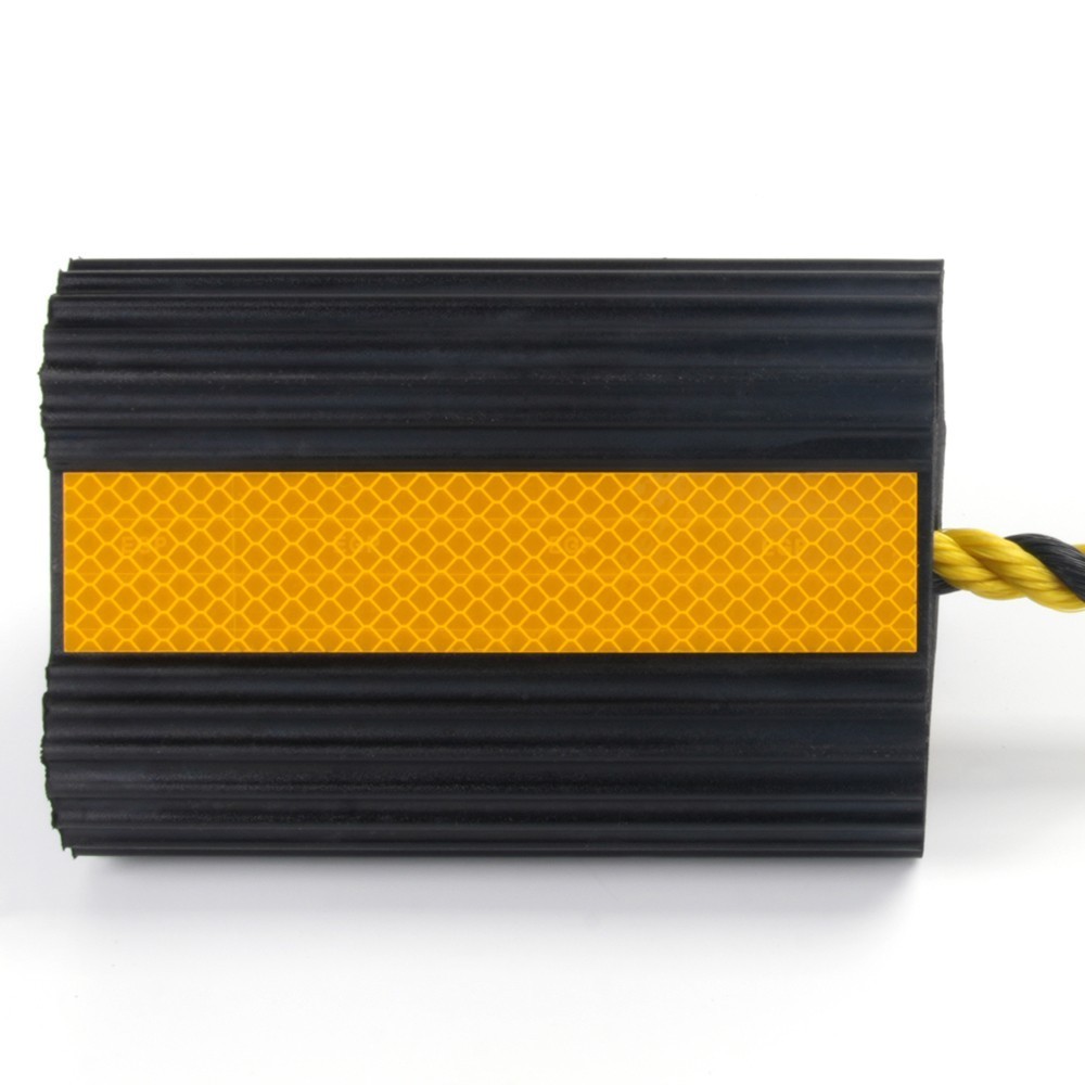 4 PCS Rubber Wheel Chocks w/ Rope For RV Trailer Camper Car Truck Aircraft Boat