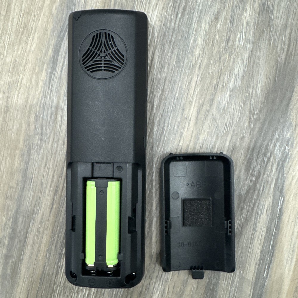 Poly DECT Cordless Handset 2" LCD Display VVX D230 Polycom Battery included