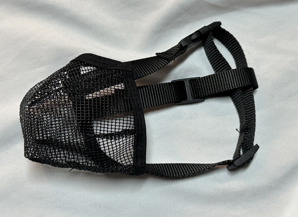 XS Dog Muzzle Breathable Mesh Adjustable Blk Muzzle Allows Panting Drinking New