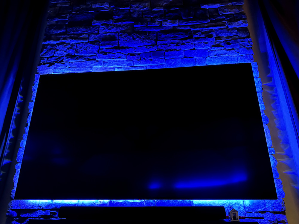 Animated USB Powered LED Light Strips with Remote 44"
