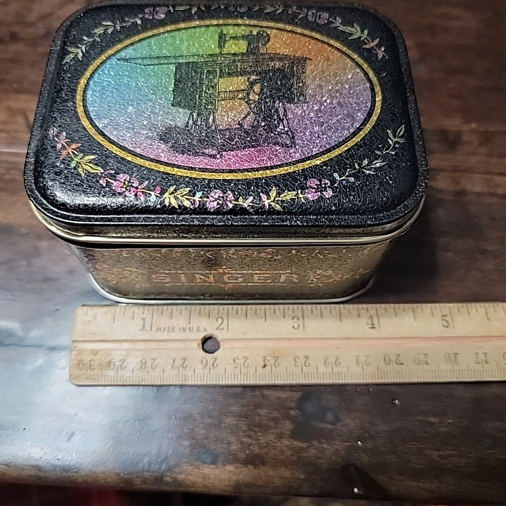 Tin singer sewing machine small trinket Box Sewing Buttons tiny 4"x3" 2.5" Tall