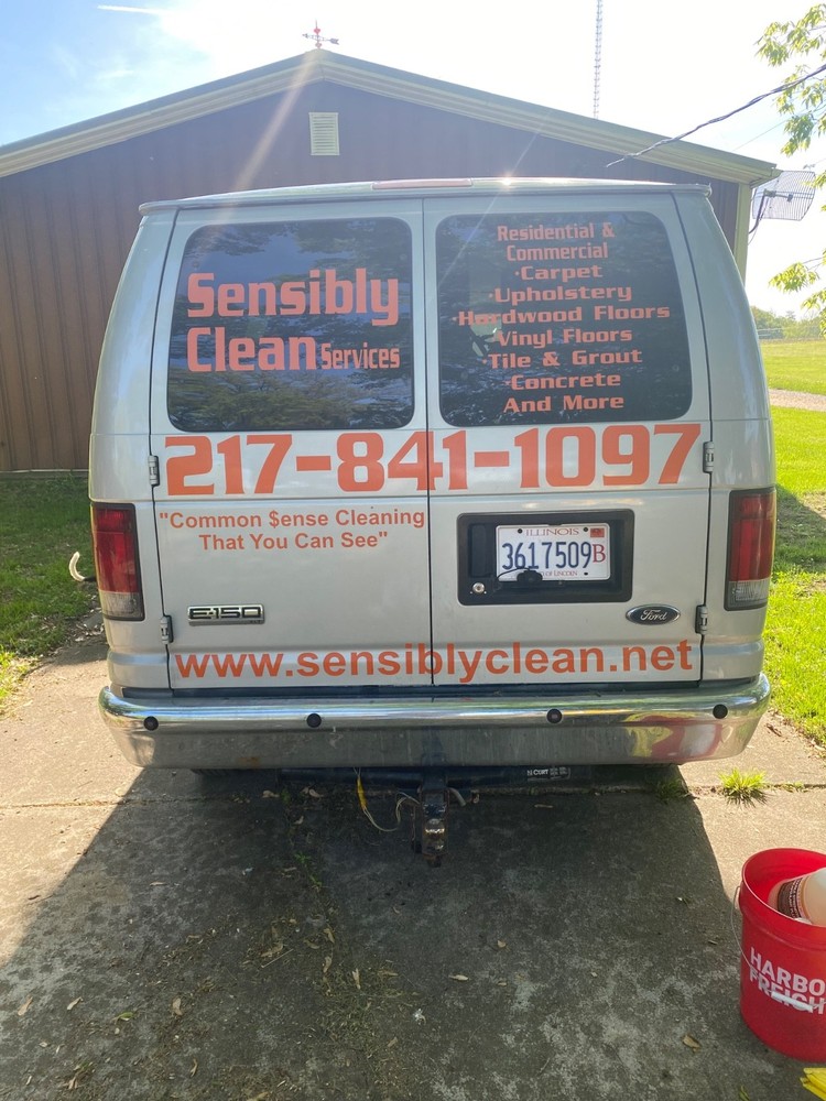 Carpet cleaning van with hydromaster 318