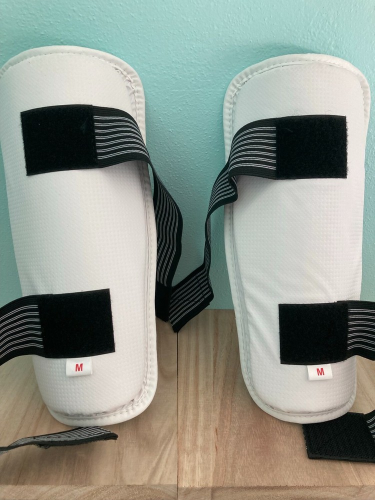 MARTIAL ARTS SPARRING GEAR ADULT MEDIUM