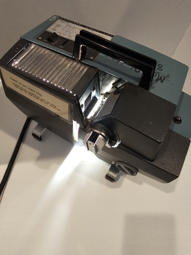 Vintage Bell & Howell Autoload Slide Projector | Powers On | Untested
