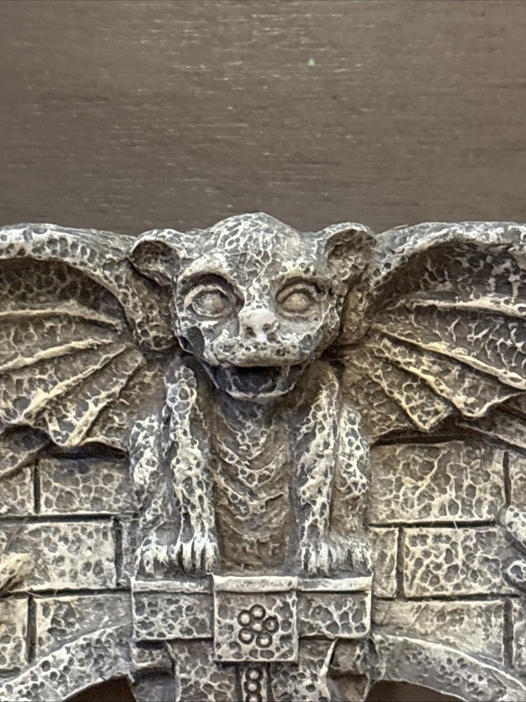 Gargoyle Picture Frame Gray Resin