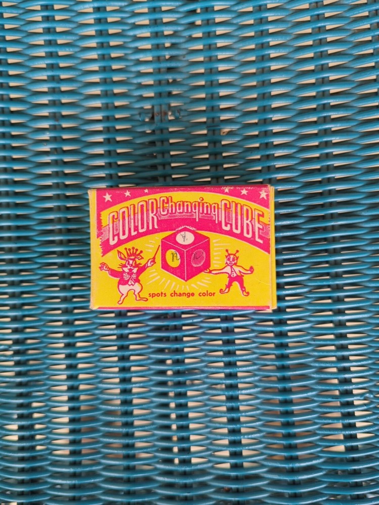 1952 Royal Magic Novelty Co. COLOR CHANGING CUBE w. Box Instructions