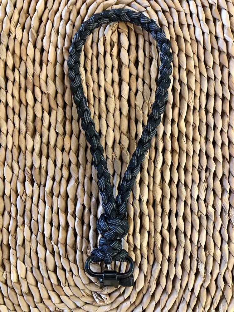 Shotgun Loop Hanger Paracord Tree Stand Black & Grey