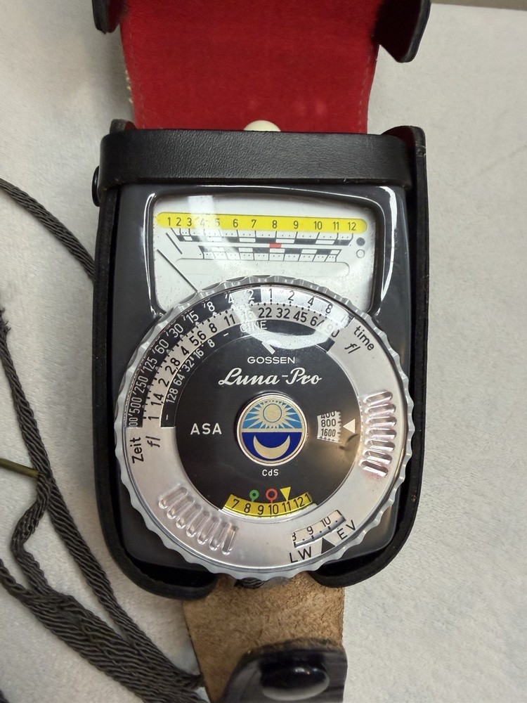 Gossen Luna-Pro Analog Light Meter CdS Sensor ASA Battery Control with Case