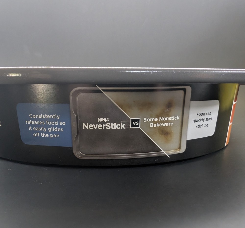 Ninja Premium 9" Round Cake Pan