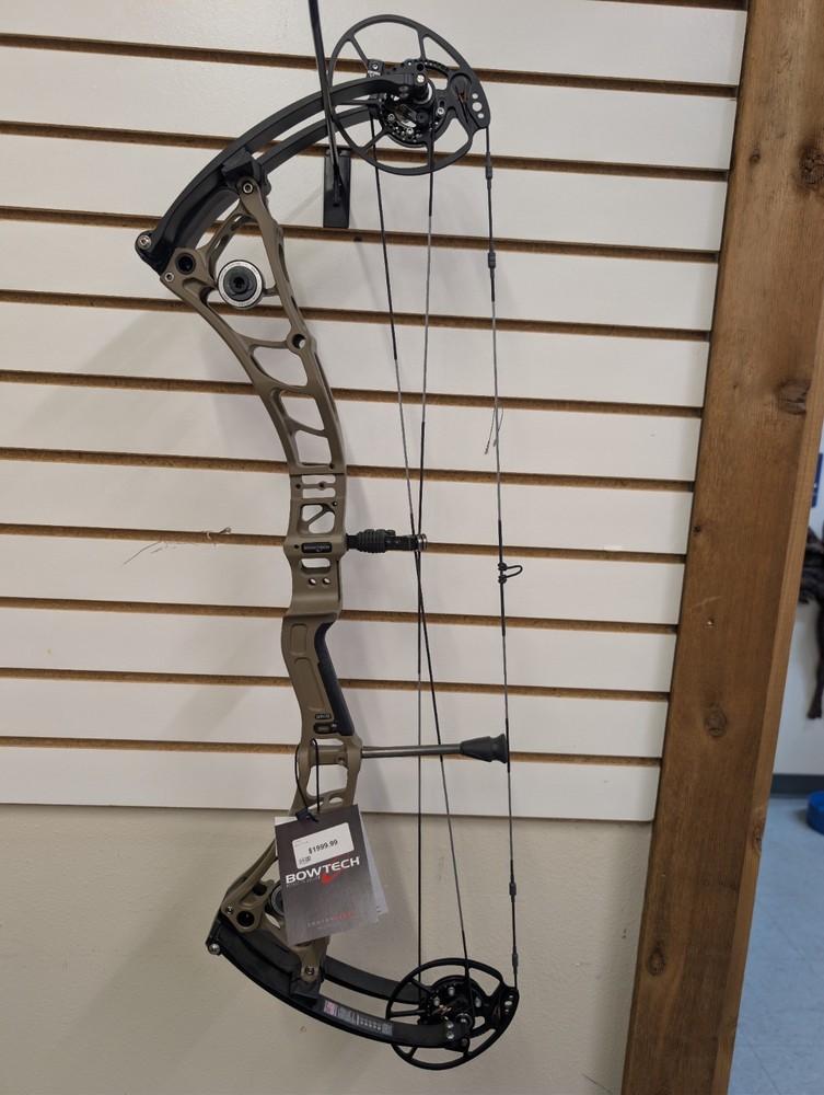 Bowtech Virtue tan RH 70 pounds