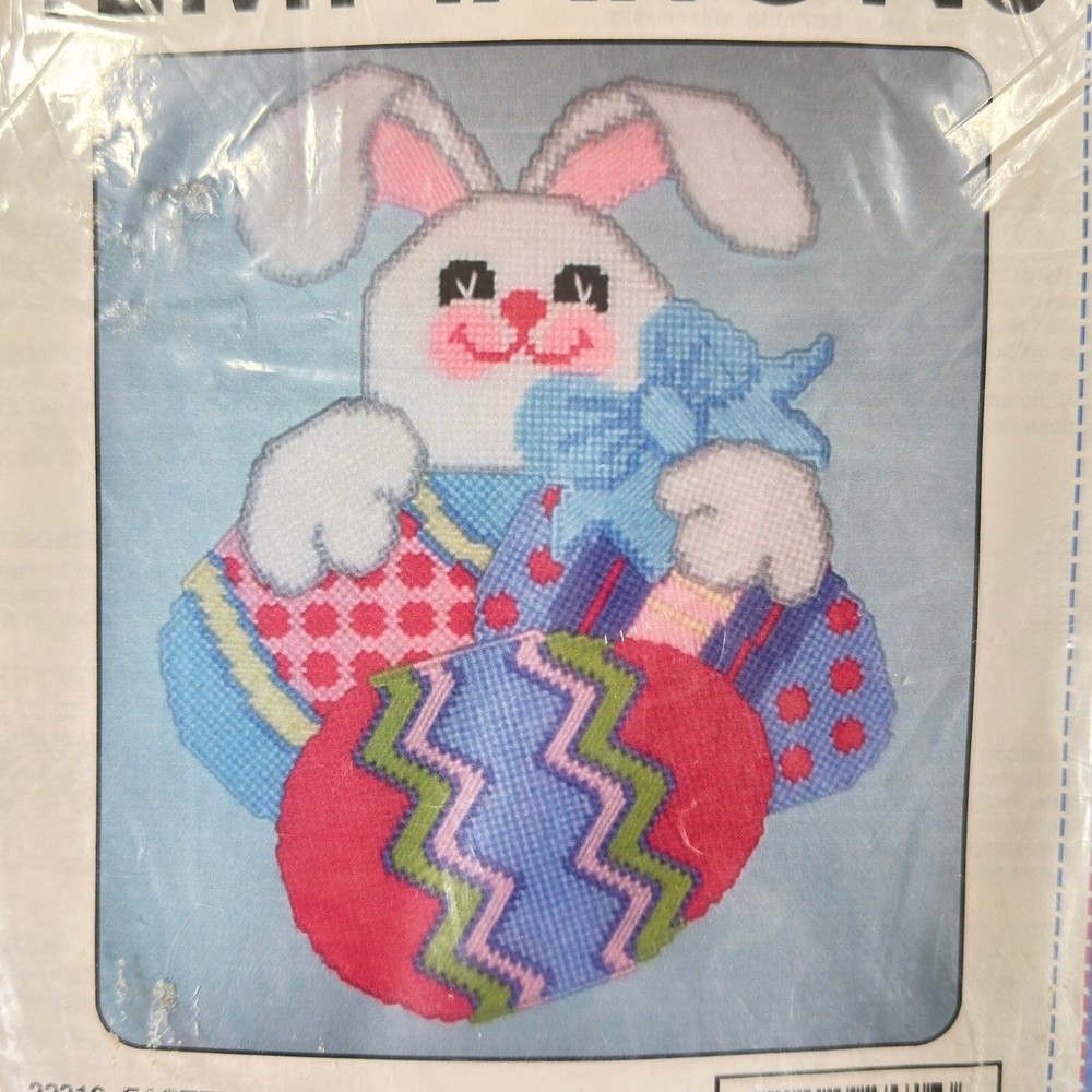 NOS KIT Temptations PLASTIC CANVAS KIT Easter Jackpot 22316 Bunny Eggs