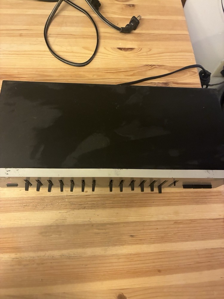 Realistic 7-Band Stereo Frequency Equalizer Model 31-1989 | Powers On | Untested