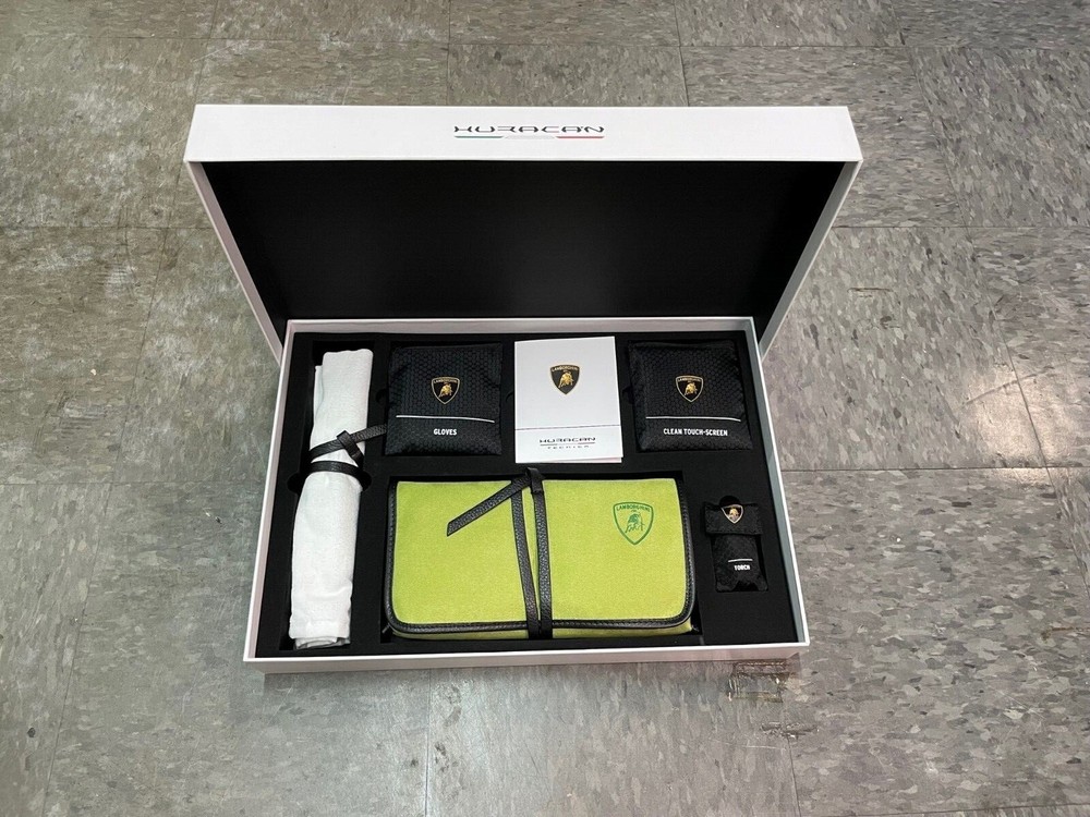 NEW Lamborghini Welcome Car Care Kit
