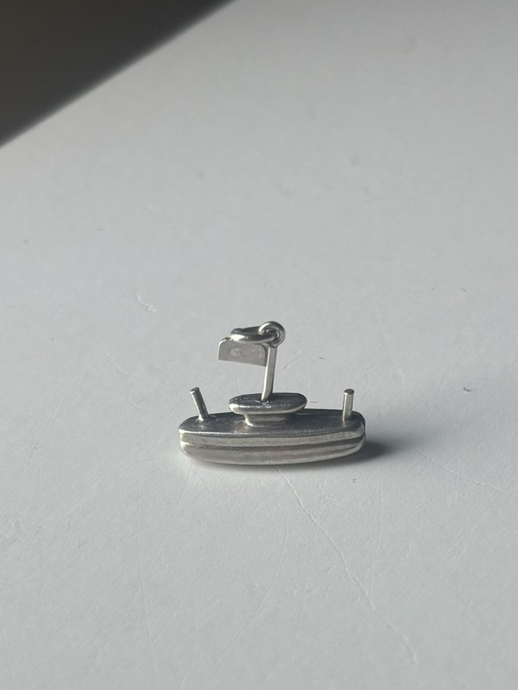 1.4 Gram Silver Navy Tug Boat Ship Figure Charm