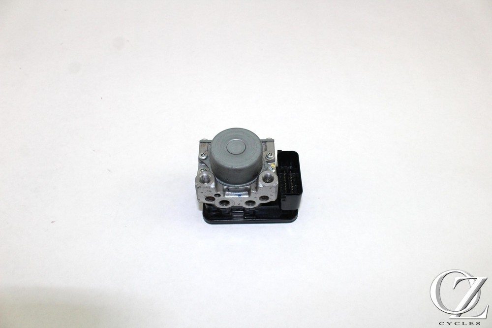 13-15 Honda CBR500R Abs Control Module Pump