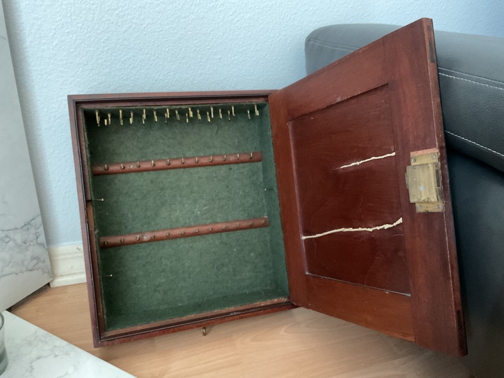 Antique Mahogany Valet Key Box