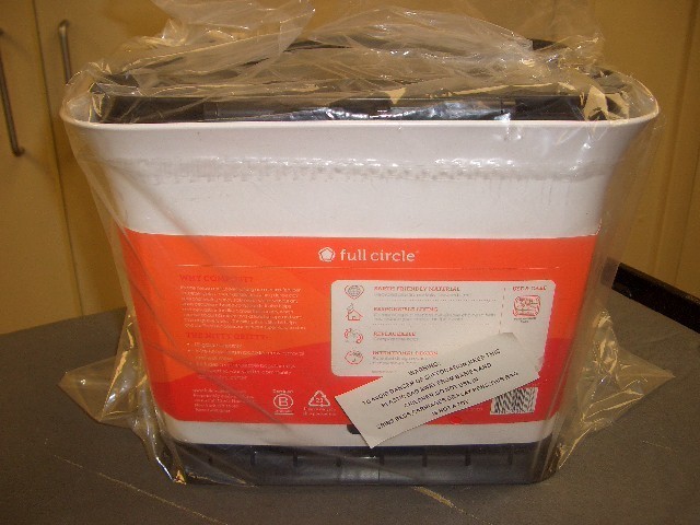 Full Circle Fresh Air Odor Free Kitchen Compost Collector