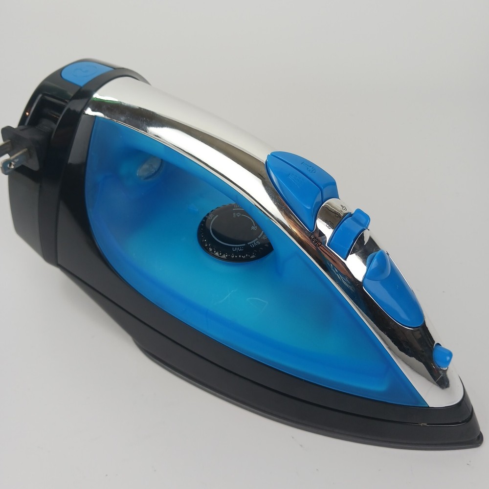 Sunbeam Steam Master Iron with Anti Drip Technology GCSBCL-202