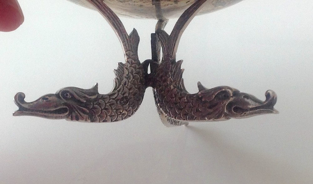 A Fine Solid Silver Hallmarked Vintage Dutch Small Bowl On 3 Fish Pattern Legs